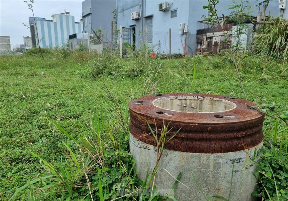 Sau vụ bé Hạo Nam, Đà Nẵng phát hiện ma trận trụ bê tông há mồm-9