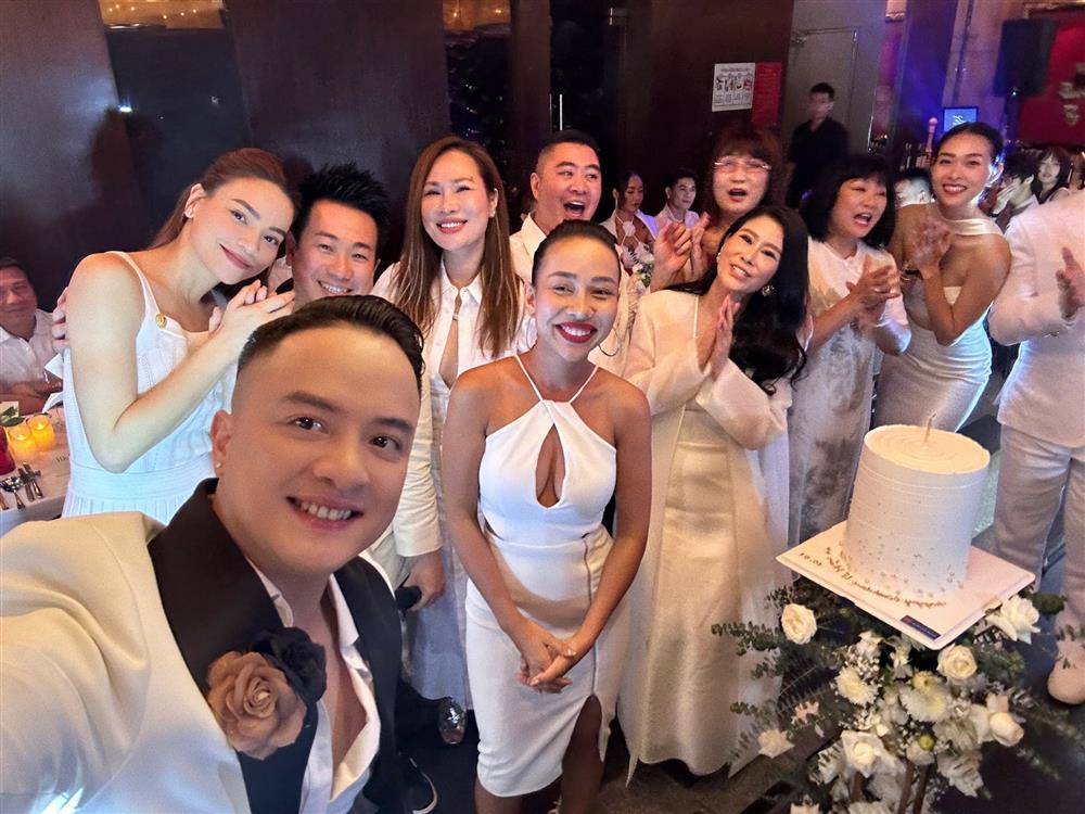 Bất ngờ nhan sắc Hồ Ngọc Hà trong ảnh bị tag-4