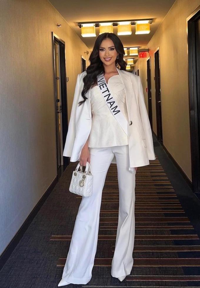 Đầm bán kết và chung kết Miss Universe 2022 của Ngọc Châu lộ diện-6