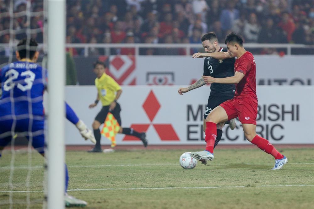 Các ngôi sao Indonesia bế tắc, liên tục chơi xấu tuyển Việt Nam-6