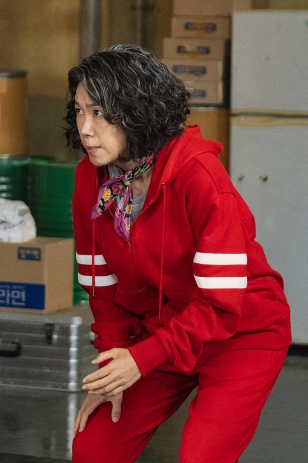 Cây hài duy nhất ở The Glory: diễn hay nhưng 44 tuổi mới có vai chính đầu đời-5