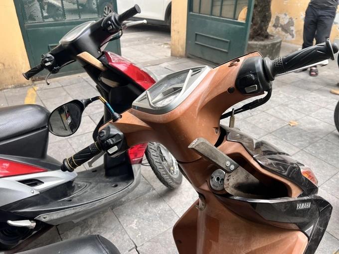 Clip: Bị bế lên đồn, 2 tên cướp vẫn chê nhau thiếu chuyên nghiệp-2