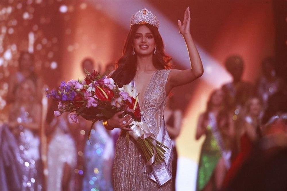 Miss Universe 2021 bị dìm hàng với đầm sến sẩm, lộ body phát tướng-9