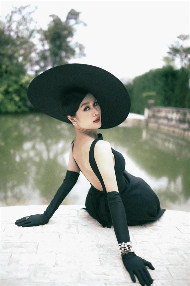 Nàng thơ nhạc Cinematic hóa quý cô cổ điển mơ màng-3