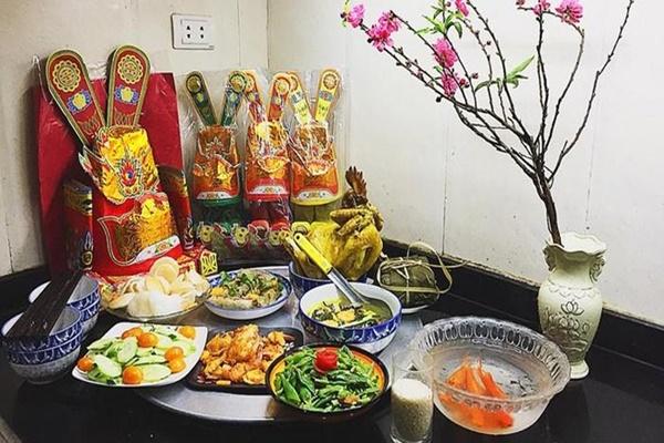 Tỉa chân hương trước hay sau khi cúng ông Công ông Táo mới đúng?-3