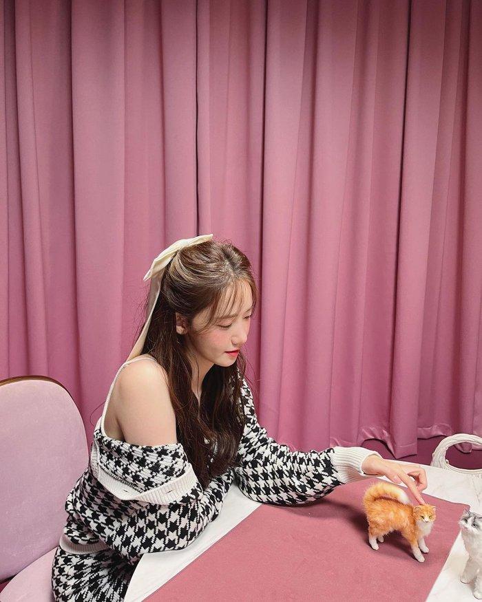 4 mẫu tóc ưa dùng của mỹ nhân Kbiz bạn có thể lựa chọn cho Tết-7