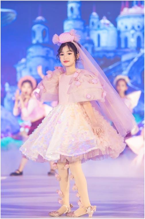 Mẫu nhí đình đám quy tụ tại show thời trang vũ kịch-4