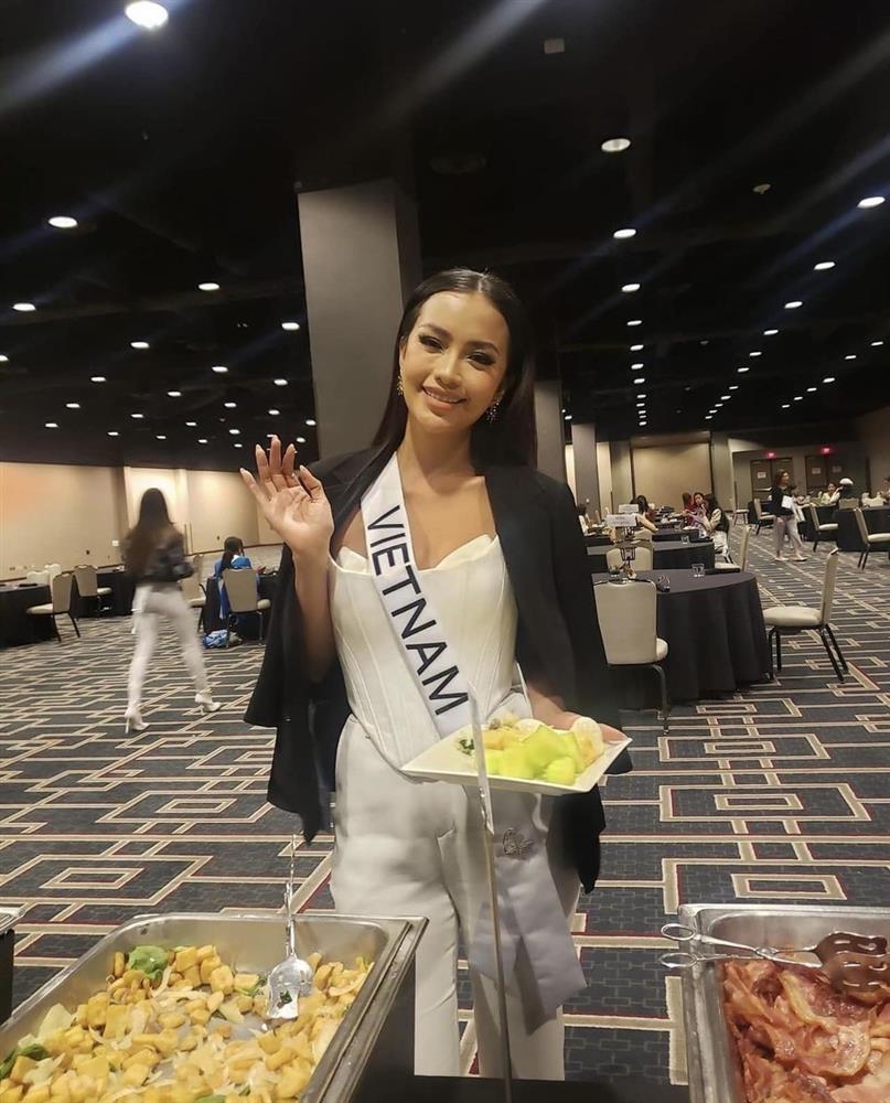 Việt Nam 5 năm 1 kiểu đồ phỏng vấn kín, liệu có cạn ý tưởng?-2