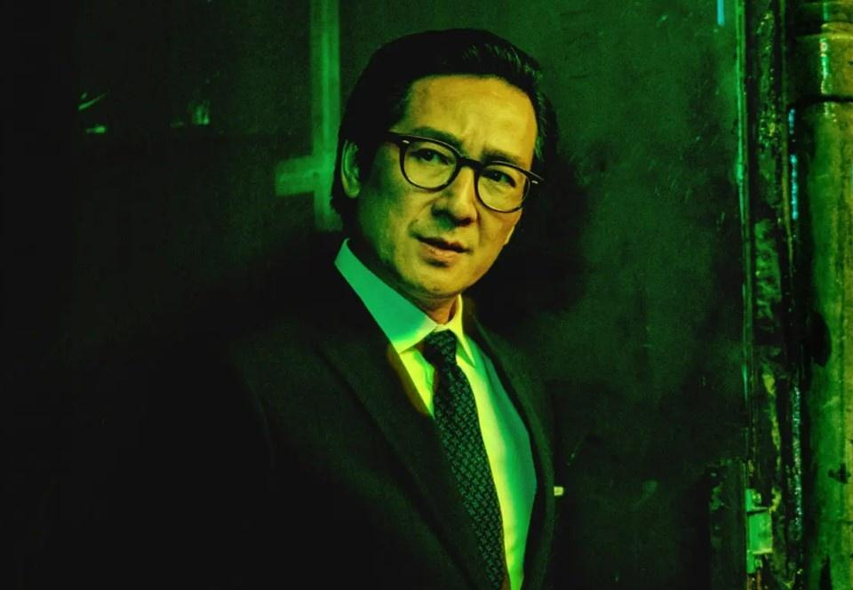 Nam diễn viên gốc Việt thắng Brad Pitt ở Quả cầu Vàng là ai?-6