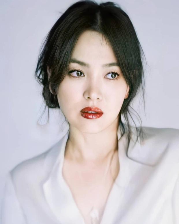 Song Hye Kyo make-up hắc hóa: Fail nhiều chứ đẹp được bao nhiêu-6