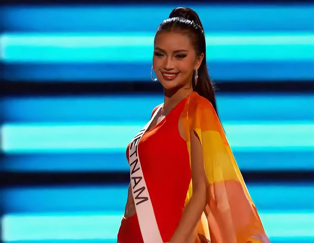 Ngọc Châu sáng bikini, an toàn dạ hội tại bán kết Miss Universe-23