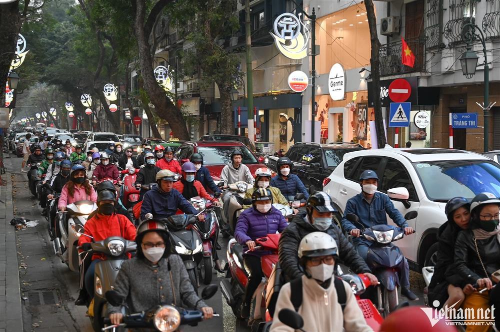 Đánh vật với giao thông Hà Nội ngày giáp Tết-6