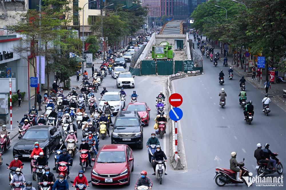 Đánh vật với giao thông Hà Nội ngày giáp Tết-18