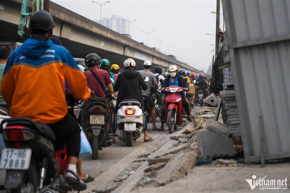 Đánh vật với giao thông Hà Nội ngày giáp Tết-20