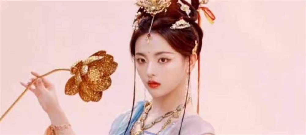 Dương Siêu Việt đáp trả khi bị chê đôi mắt lờ đờ, không biết diễn xuất-1