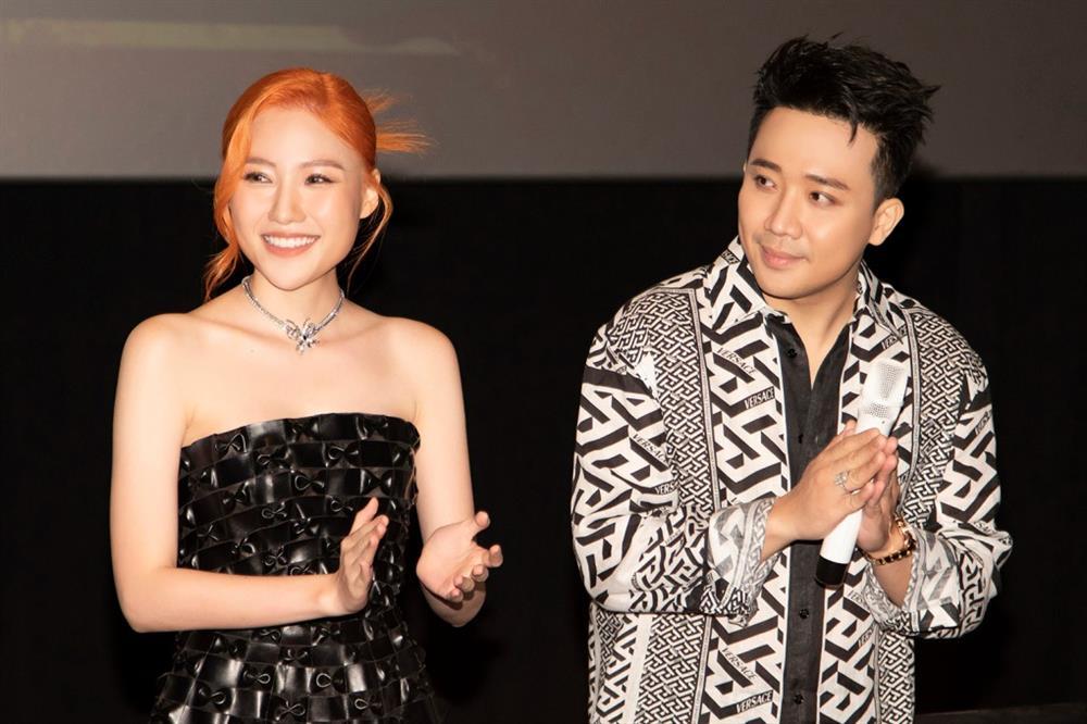 Trương Quỳnh Anh bật khóc nức nở tại sự kiện Trấn Thành-5