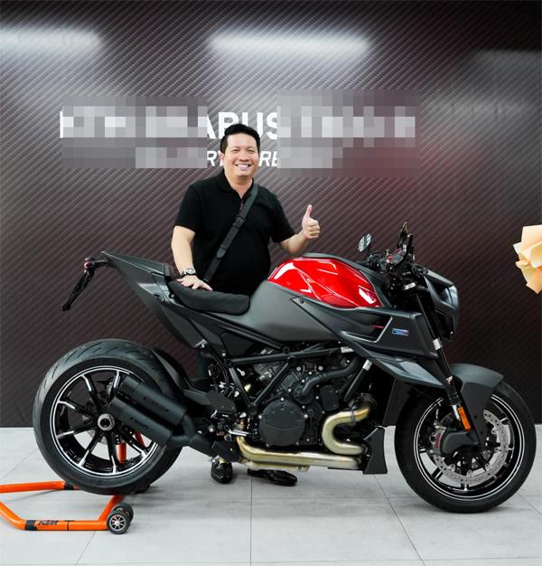 Chồng Đoàn Di Băng sắm xe, giá sương sương bằng căn chung cư-1