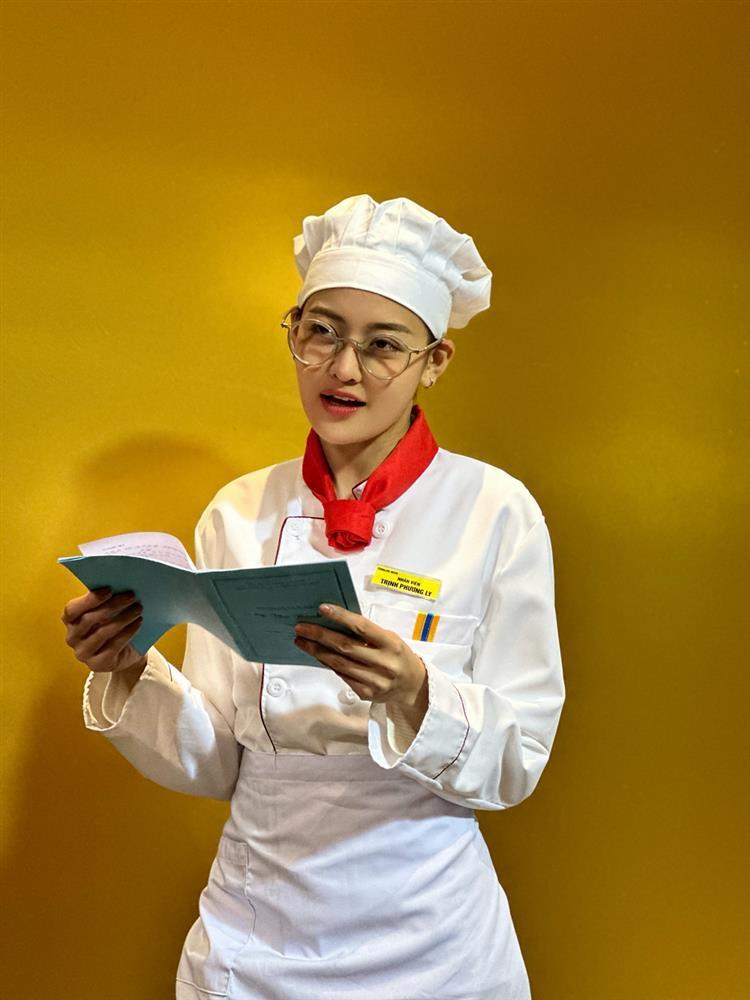 Cô em trời hành Thùy Anh tái xuất thành gái ngoan bên Mạnh Trường, Đình Tú-2