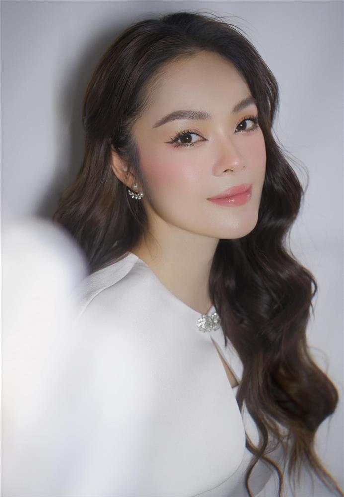 Tình trường sóng gió của Dương Cẩm Lynh-4