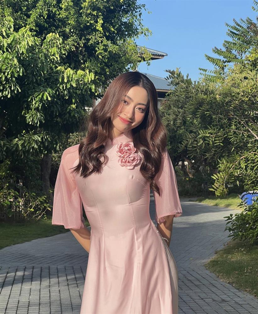 Học Hà Tăng, Thanh Hằng mix đồ chơi Tết rực rỡ sắc màu-4