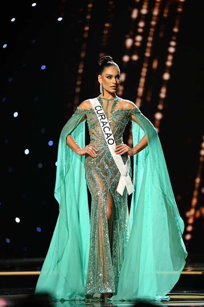 Top 15 đầm dạ hội đẹp nhất bán kết Miss Universe 2022-15