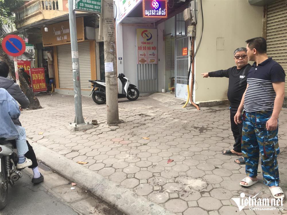 Nhân chứng nói gì vụ cô gái bị giết trên phố Vương Thừa Vũ?-4