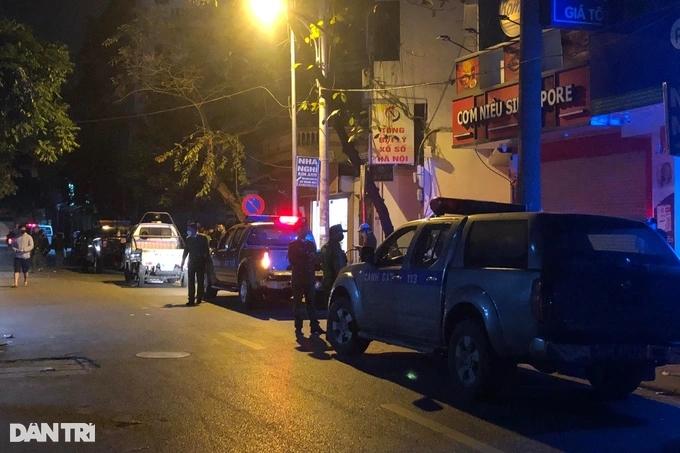 Nhân chứng nói gì vụ cô gái bị giết trên phố Vương Thừa Vũ?-2