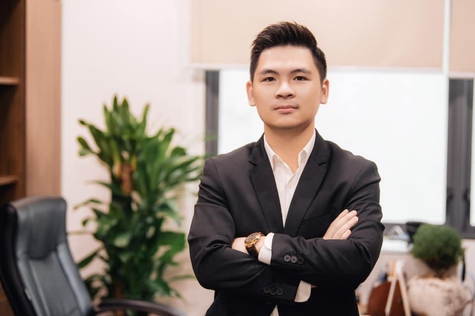 Chồng thiếu gia cute đến lạ qua ống kính Đỗ Mỹ Linh-4