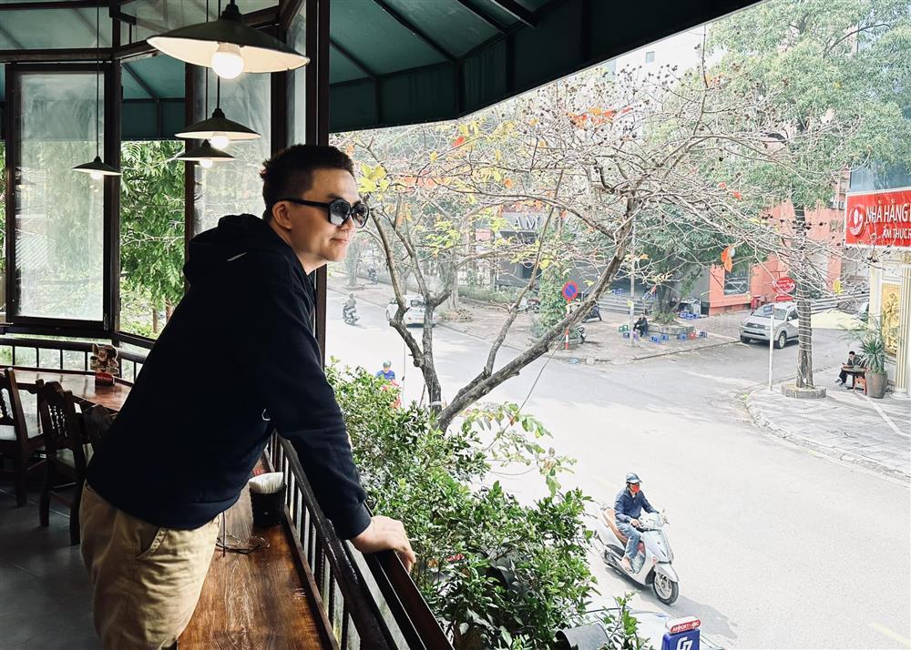 Showbiz Việt ngày 13/1: Thiện Nhân e ấp bên người yêu đồng giới-10