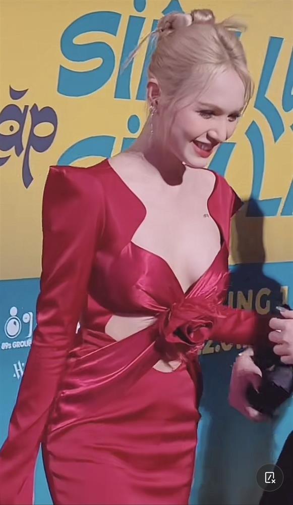 Xoài Non lại bị chụp lén, nhan sắc cam thường gây bàn tán-2