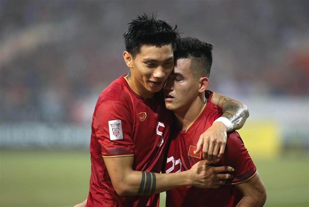 Tiến Linh ghi bàn đẳng cấp vào lưới Thái Lan-3