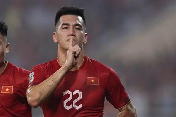 Xúc động chia sẻ Tiến Linh khi thầy Park sắp chia tay tuyển Việt Nam-3