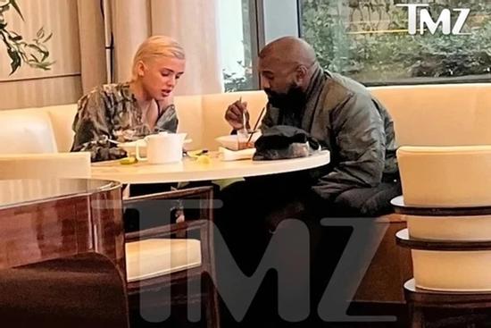 Kanye West cưới bí mật, cô dâu bốc lửa không kém Kim Kardashian
