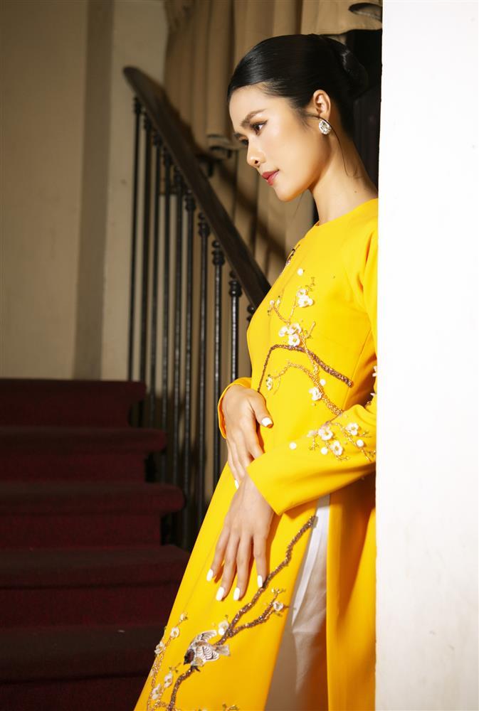 Ca sĩ được ưu ái song ca với NSND Tạ Minh Tâm là ai?-2