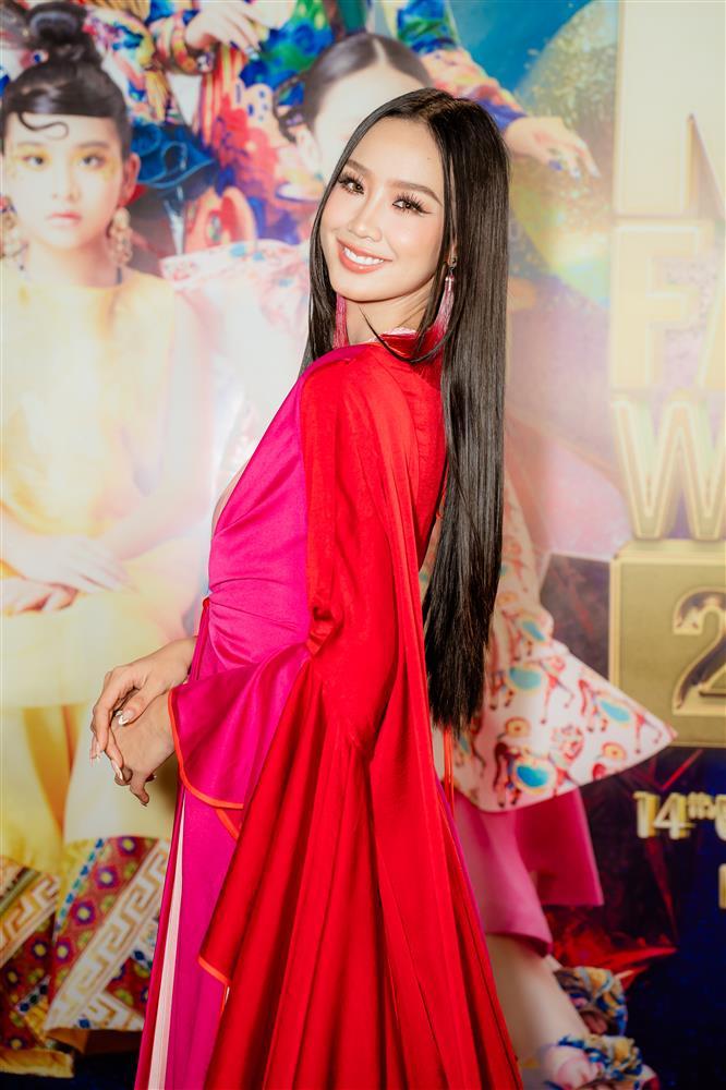 Thanh Thủy qua CAM thường có đẹp hơn Mai Phương, Bảo Ngọc?-20