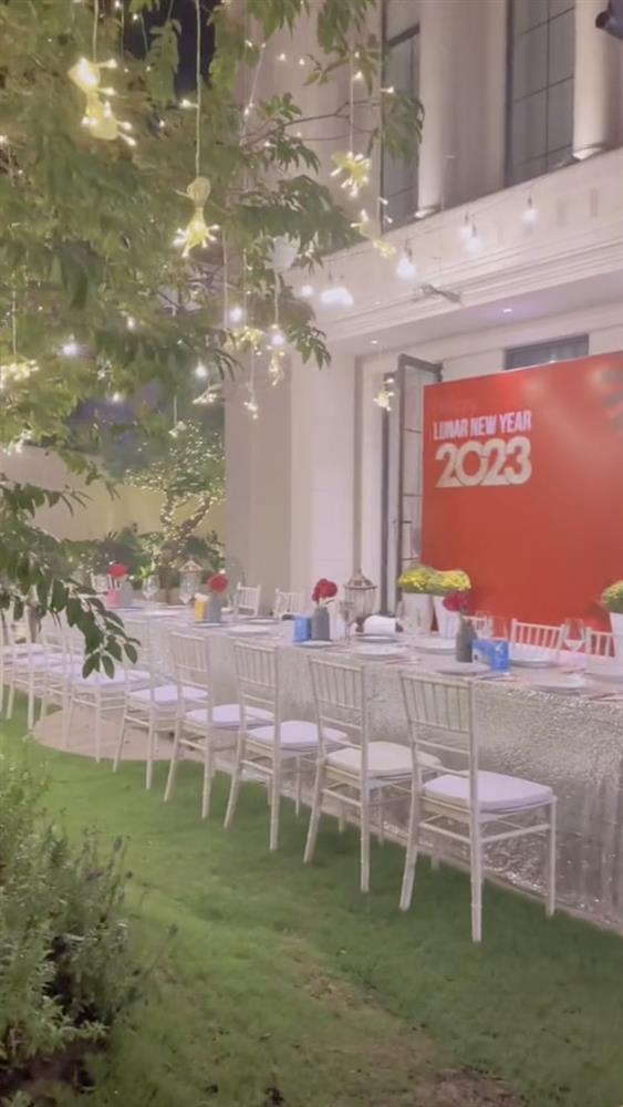 Hội dâu hào môn đón Tết: Bày tiệc sang chảnh, mạnh tay mua sắm-2