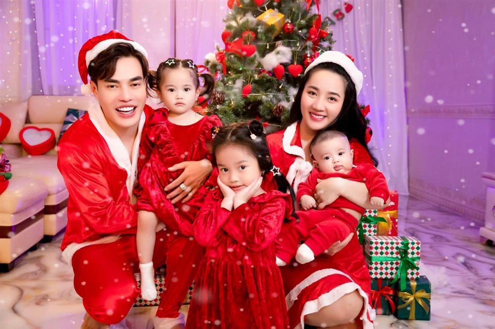 Mẹ vợ Lê Dương Bảo Lâm trốn viện về thăm cháu ngoại-6