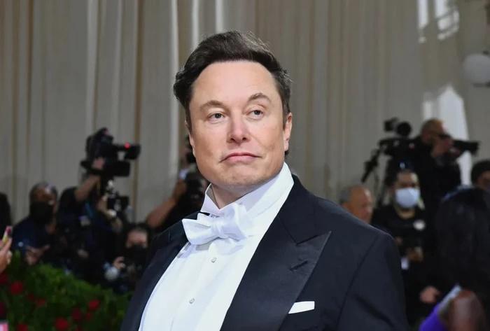 Elon Musk chi 1 tỷ đô để mời ca sĩ lên sao Hỏa hát cho mình nghe-1
