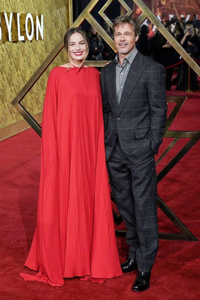 Phương Thanh lạc quẻ - Lâm Khánh Chi sai dresscode sự kiện-8