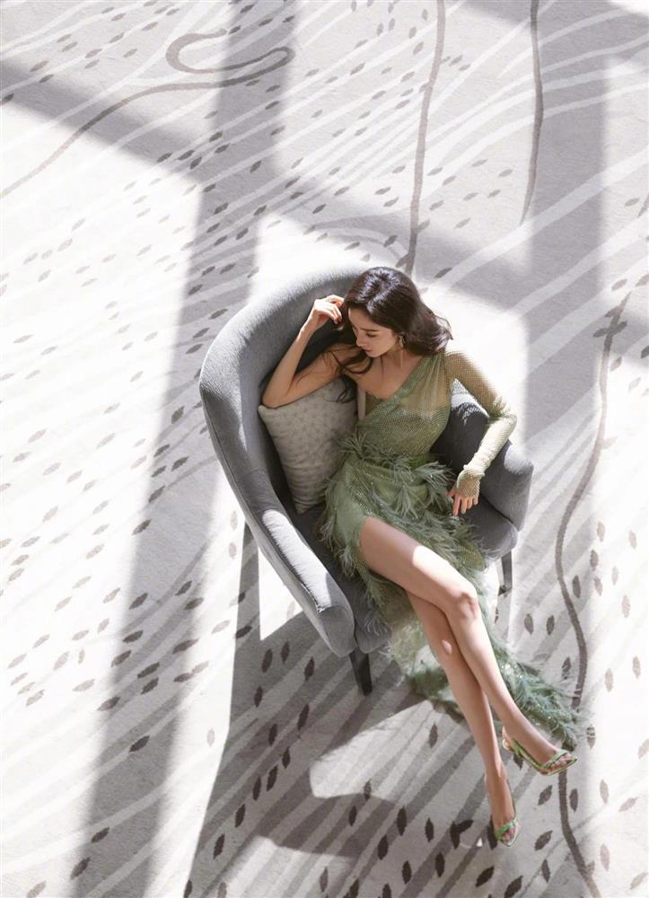 Gọi Dương Mịch là thánh sửa váy vì lần nào cũng đại thành công-1