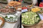 Độc đáo kiểu ăn giỗ buffet ở miền Tây Việt Nam