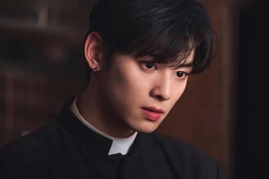 'Thánh đơ' Cha Eun Woo khóc quá đỉnh, không còn thảm họa diễn xuất