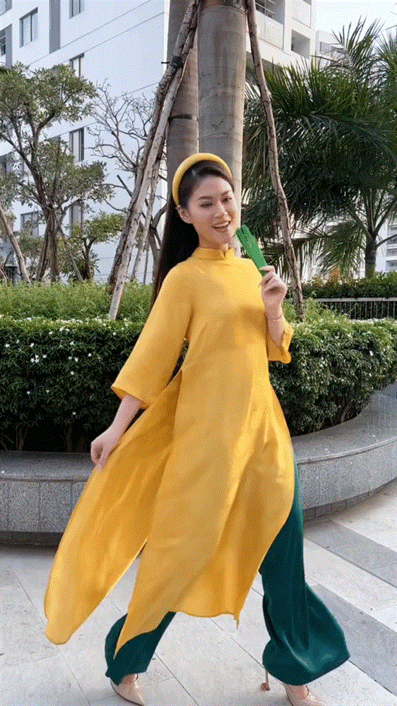 Ngọc Thanh Tâm phối đồ đón Tết sành điệu vẫn bị chê sến-1