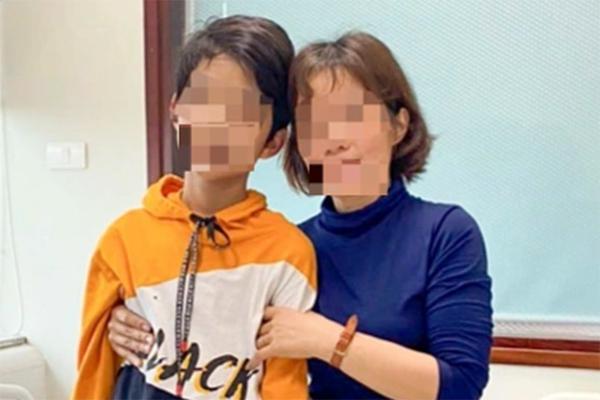 Sau pha bắt bóng, bé trai đột ngột ngừng tim gần 60 phút-2