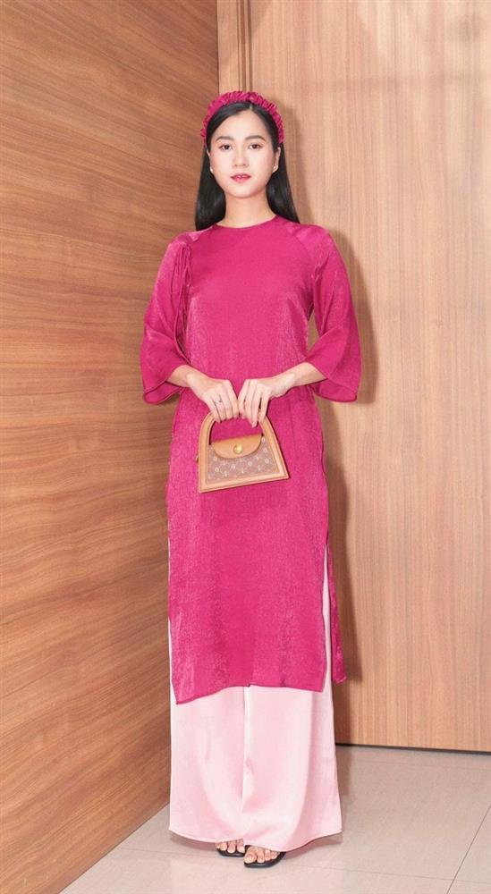 Đỗ Mỹ Linh, Lương Thùy Linh phủ sóng áo dài những ngày cận Tết-11