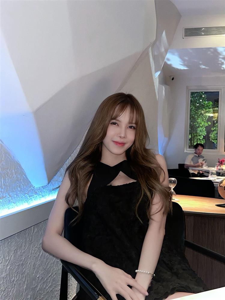 Thiều Bảo Trâm trải lòng cuối năm, liệu có liên quan chuyện tình cũ?-1