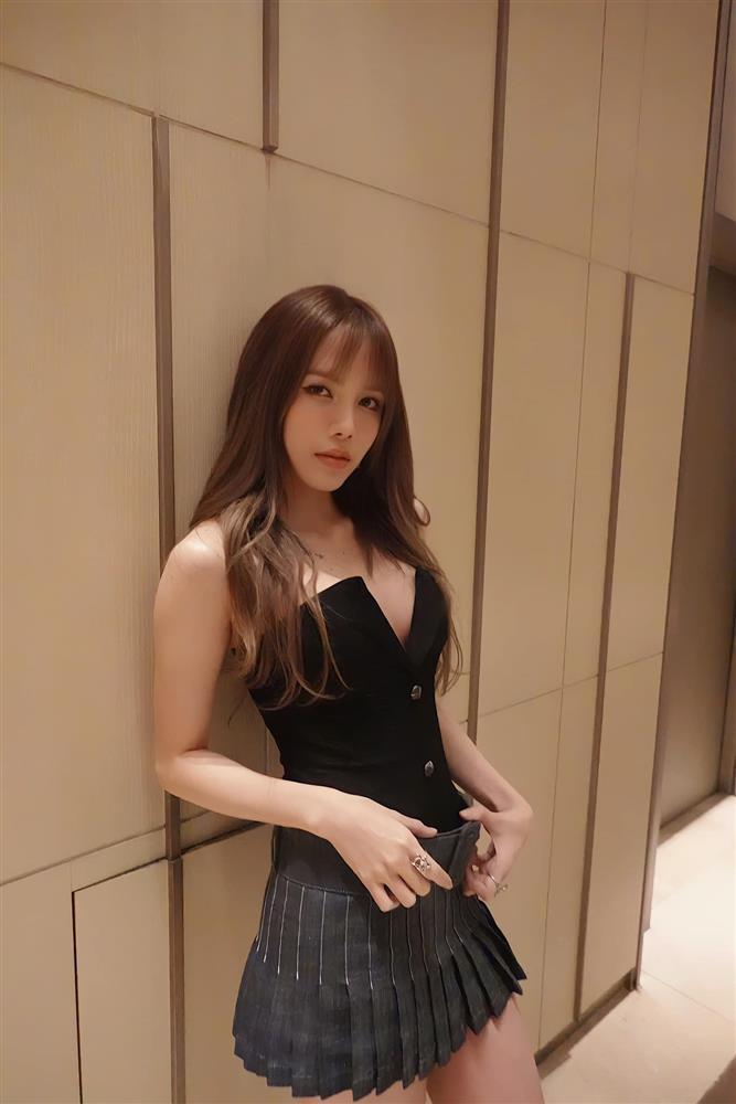 Thiều Bảo Trâm trải lòng cuối năm, liệu có liên quan chuyện tình cũ?-6