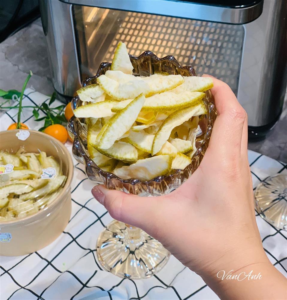 9X đảm đang chỉ cách làm mứt vỏ bưởi, nhâm nhi ngày Tết cực ngon-2