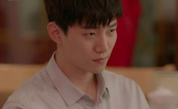 Mắng vợ ăn bám vô dụng, mặt tôi xám ngoét sau 5 ngày công tác-1