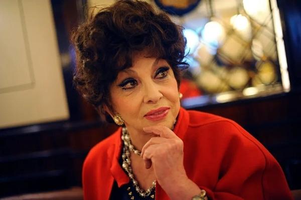 Nữ chính Thằng Gù Nhà Thờ Đức Bà qua đời nhưng sự quyến rũ còn mãi-3